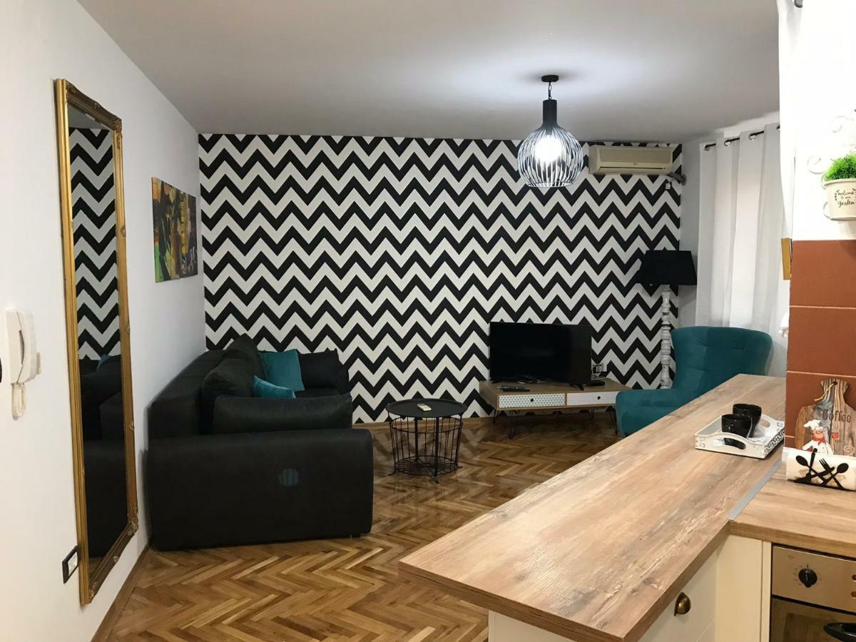 נובי סאד Apartment Sfera מראה חיצוני תמונה