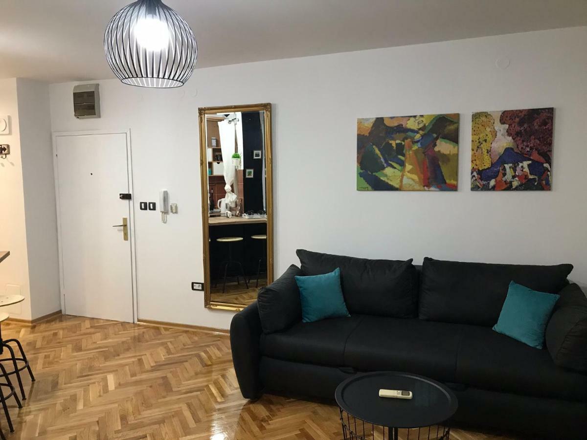 נובי סאד Apartment Sfera מראה חיצוני תמונה